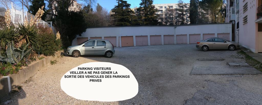 Cosy Nimes Leilighet Eksteriør bilde