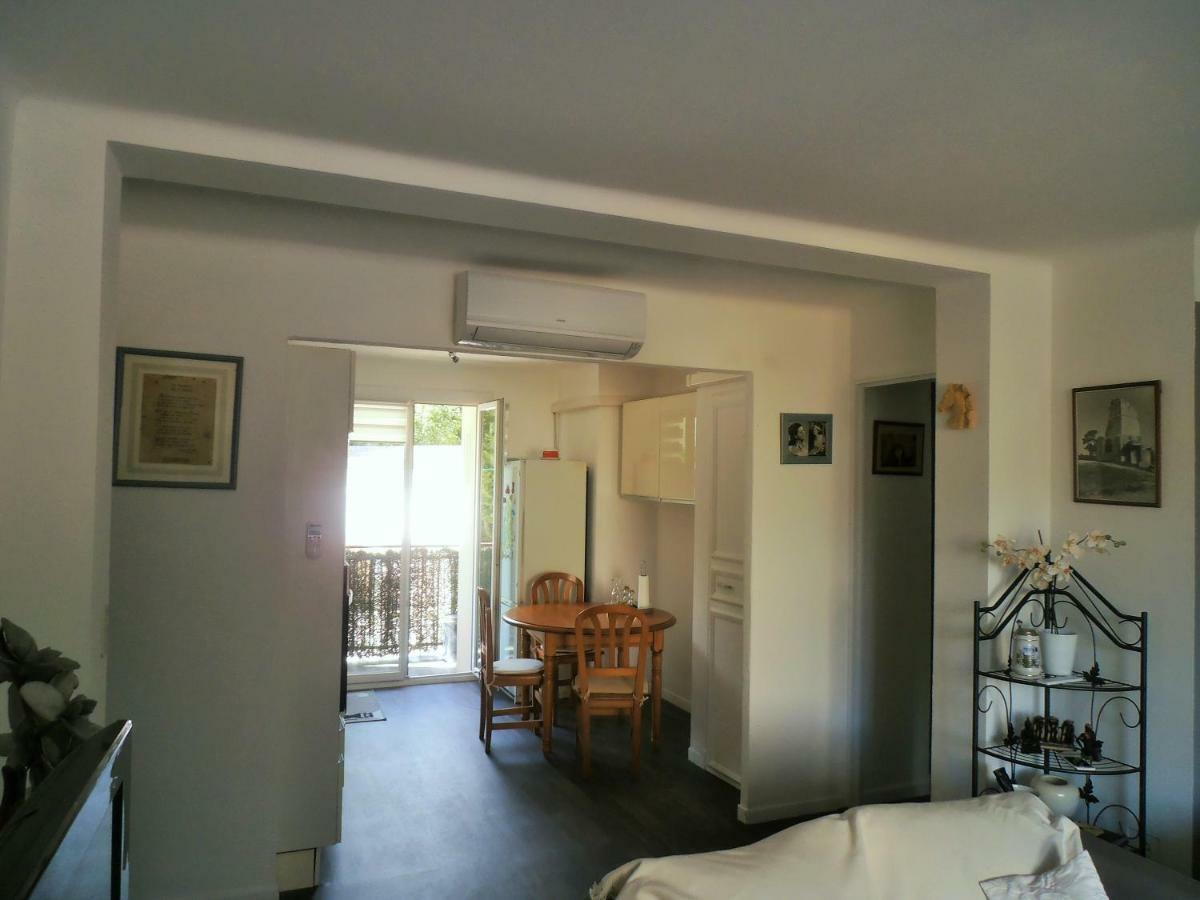 Cosy Nimes Leilighet Eksteriør bilde